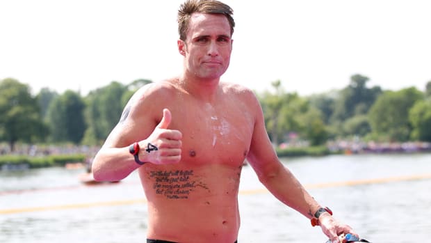 ky-hurst-oracle-swimming-lead.jpg